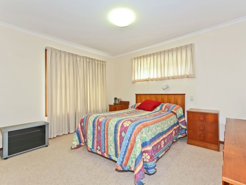 41 Estoril Street, Robertson QLD 4109