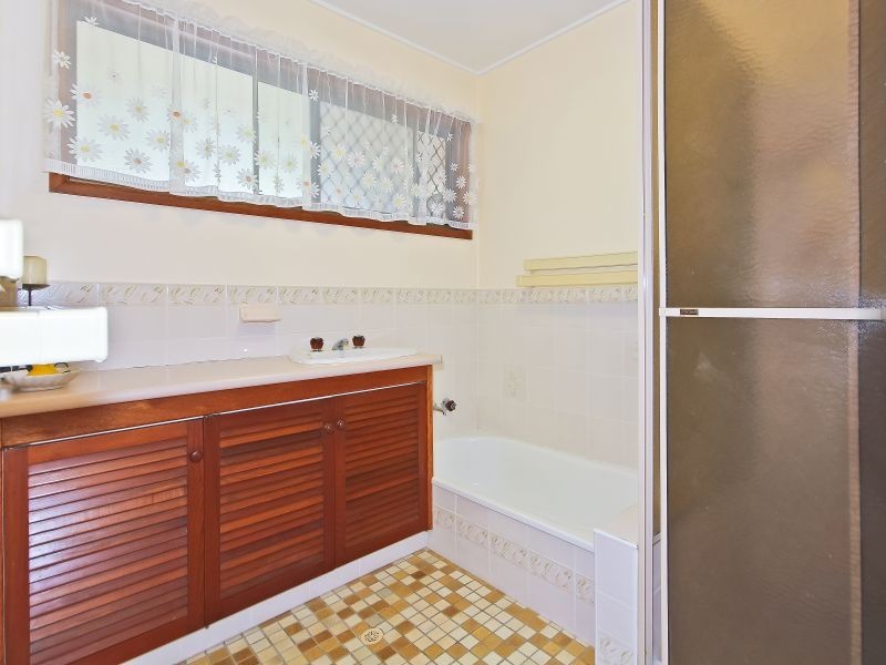 41 Estoril Street, Robertson QLD 4109