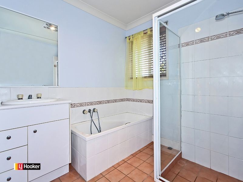 56 Isaacs Way, Wakerley QLD 4154