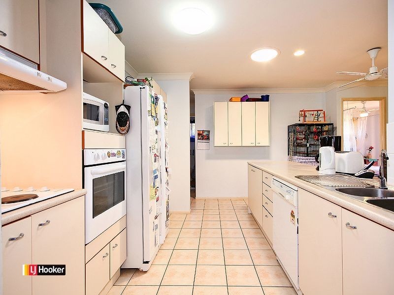 56 Isaacs Way, Wakerley QLD 4154