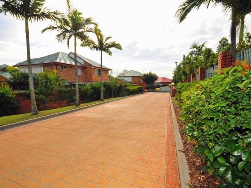 32/116 Meadowlands Road, Carina QLD 4152