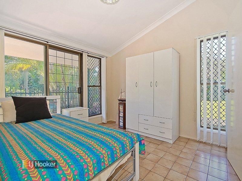 24 Henderson Road, Sheldon QLD 4157