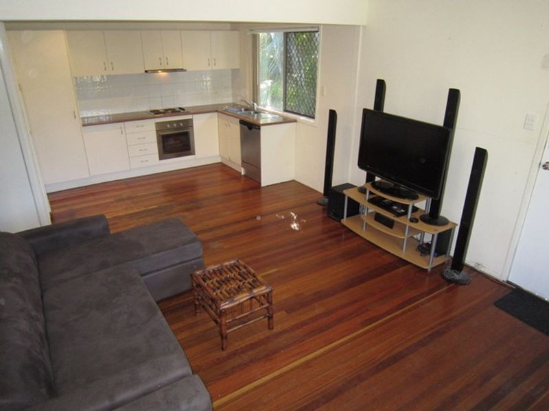 4/72 McFadden Street, Wynnum QLD 4178