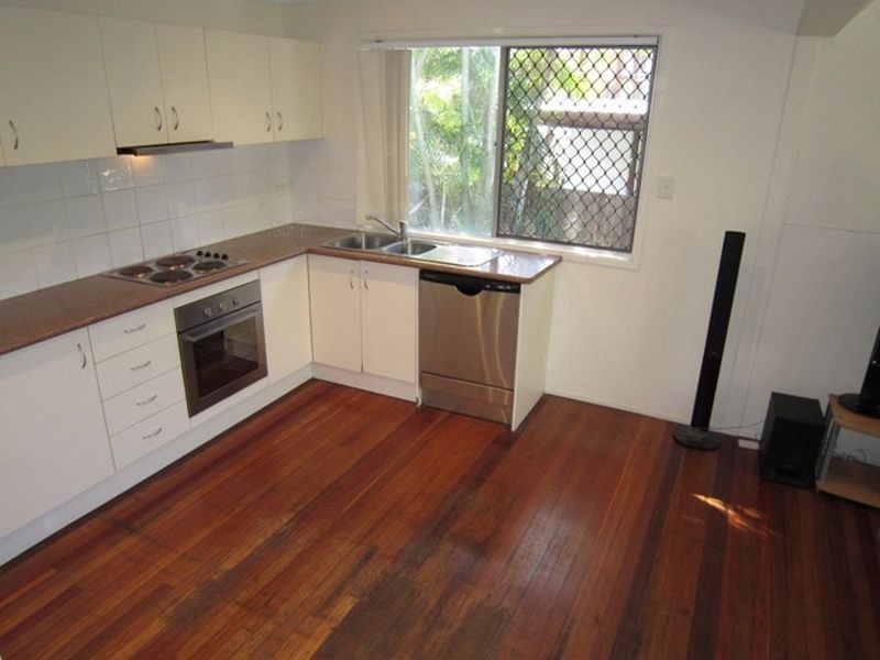 4/72 McFadden Street, Wynnum QLD 4178