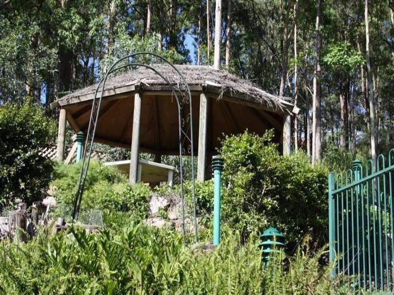 23 Innes Cres, Cornubia QLD 4130