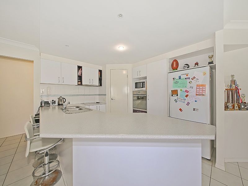 14 Portland Parade, Redland Bay QLD 4165