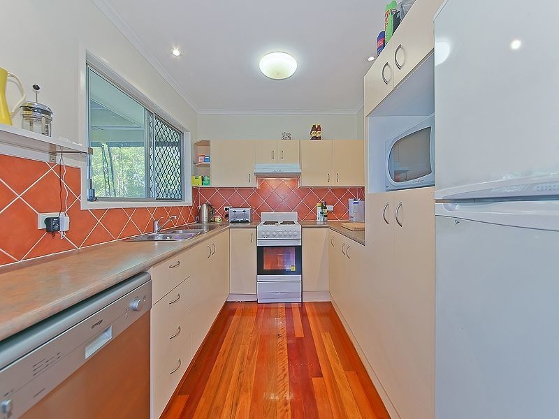 9 Magpie Street, Birkdale QLD 4159