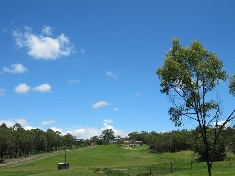 343 Woodlands Drive, Sheldon QLD 4157