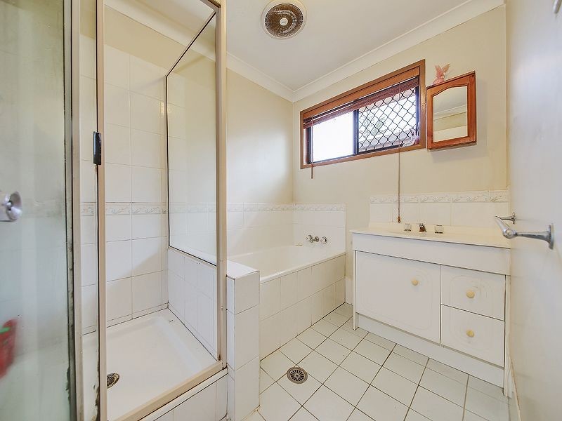 45 Leon Street, Thorneside QLD 4158