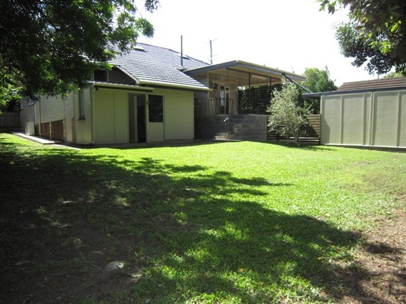 14 Belmont Road, Tingalpa QLD 4173