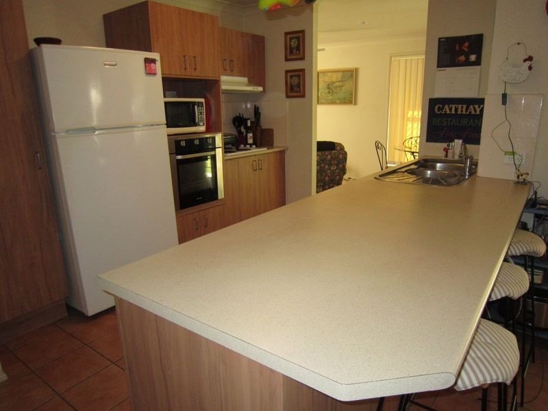 2 Friend Street, Wakerley QLD 4154