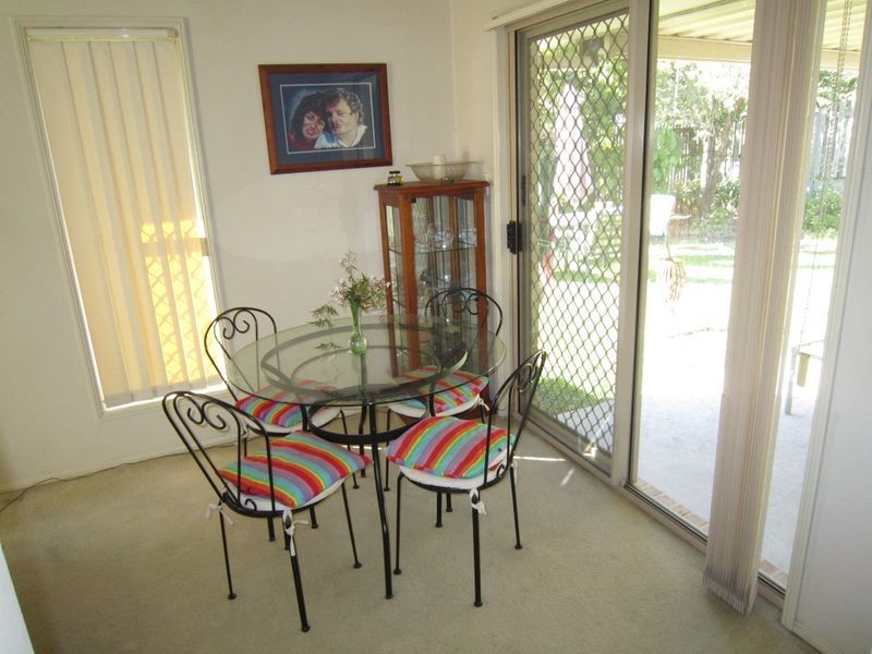 2 Friend Street, Wakerley QLD 4154