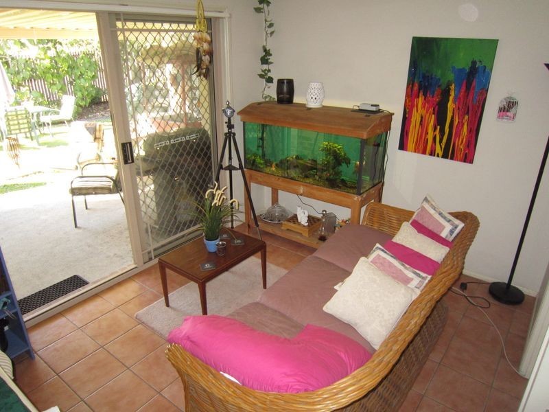 2 Friend Street, Wakerley QLD 4154