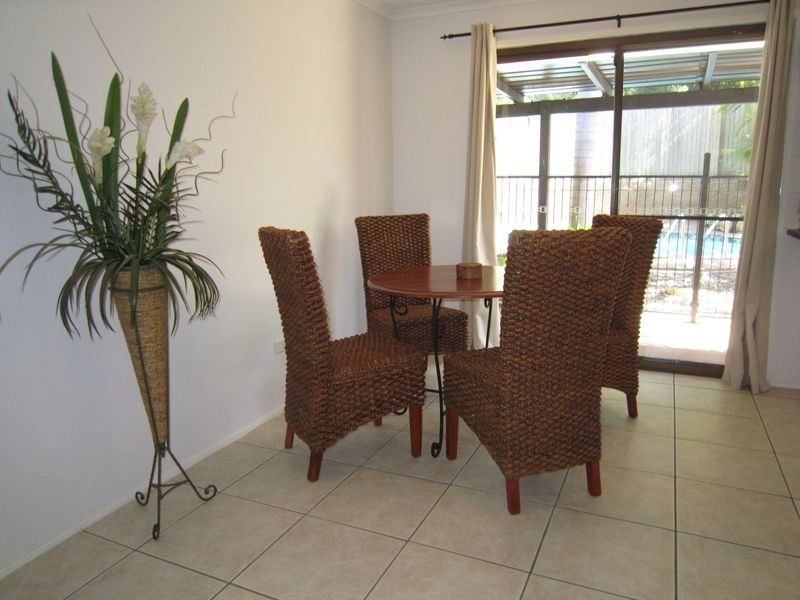 36 Sunnybay Drive, Birkdale QLD 4159