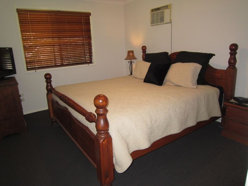 36 Sunnybay Drive, Birkdale QLD 4159