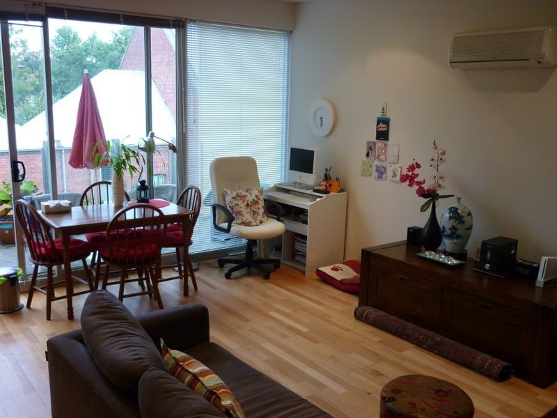 8/300 Racecourse Road, Flemington VIC 3031