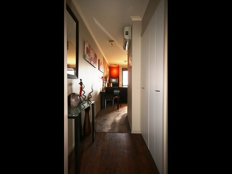 702/585 La Trobe Street, Melbourne VIC 3000