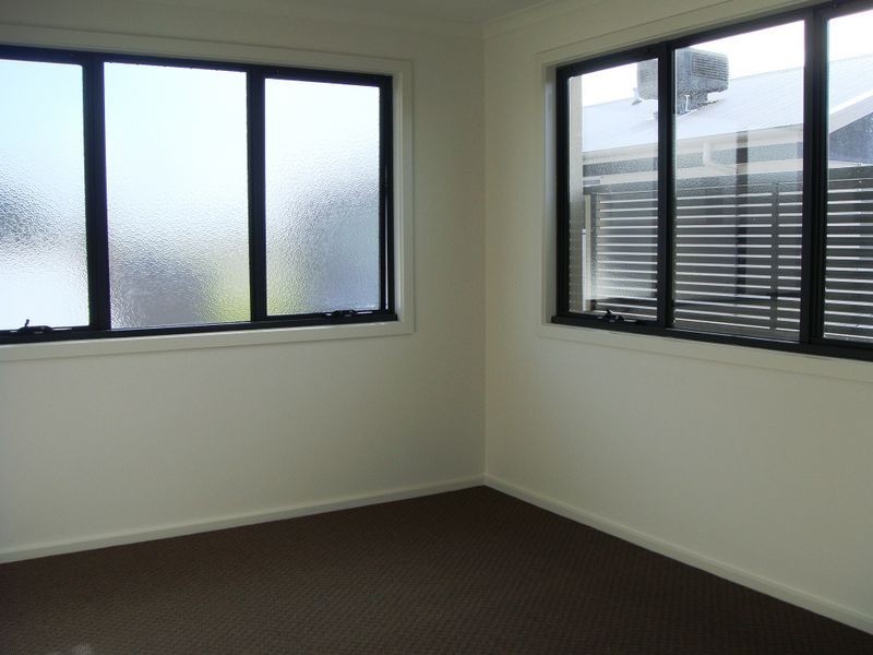 17 Crampton Square, Bonbeach VIC 3196