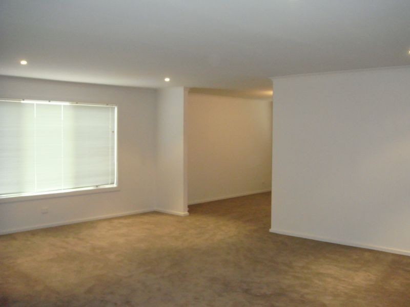 12 Winona Circuit, Tarneit VIC 3029