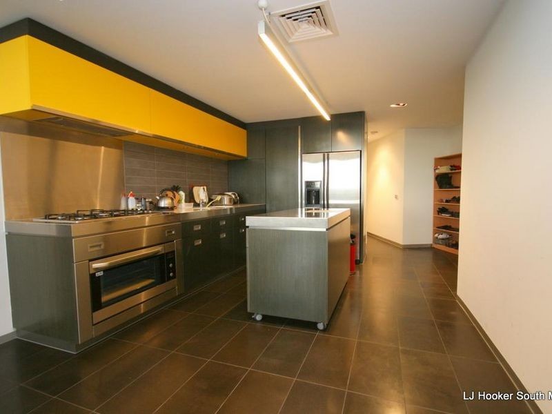 702/539 St Kilda Rd, Melbourne VIC 3000