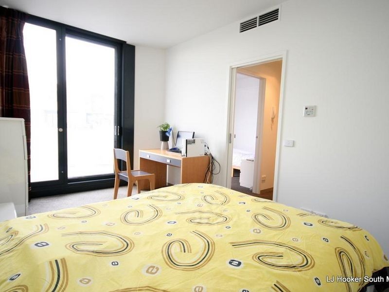 702/539 St Kilda Rd, Melbourne VIC 3000
