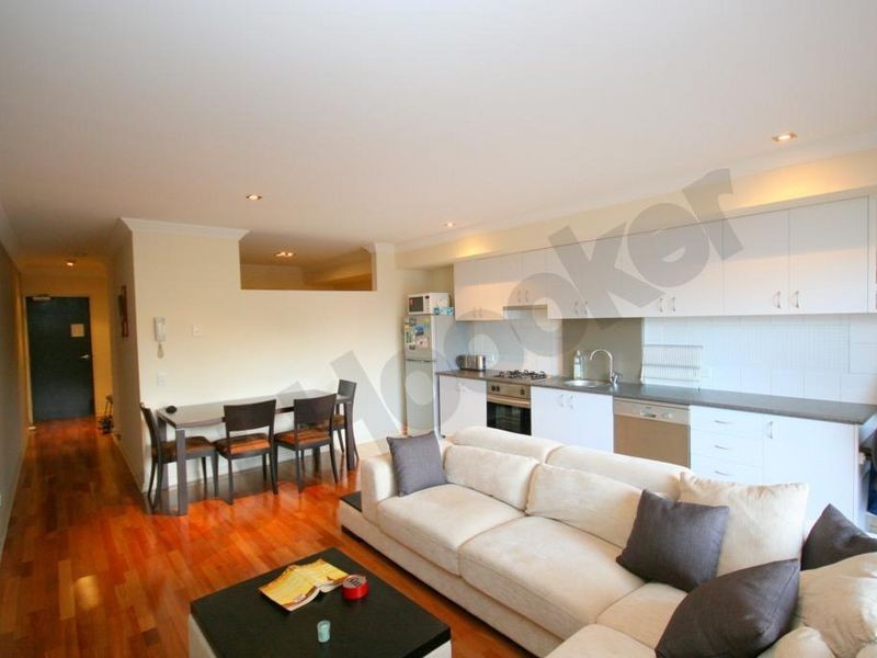 204/69-71 Stead Street, South Melbourne VIC 3205