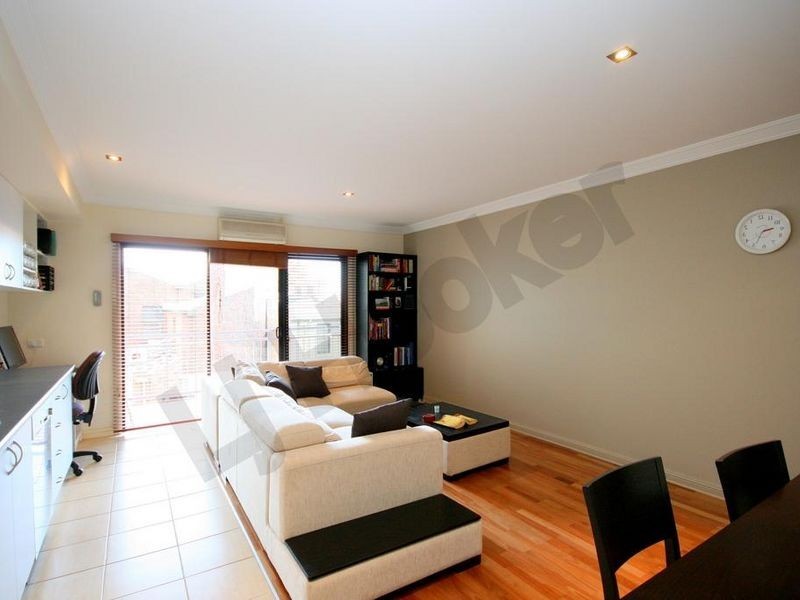 204/69-71 Stead Street, South Melbourne VIC 3205