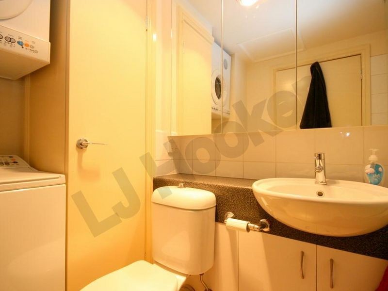 204/69-71 Stead Street, South Melbourne VIC 3205