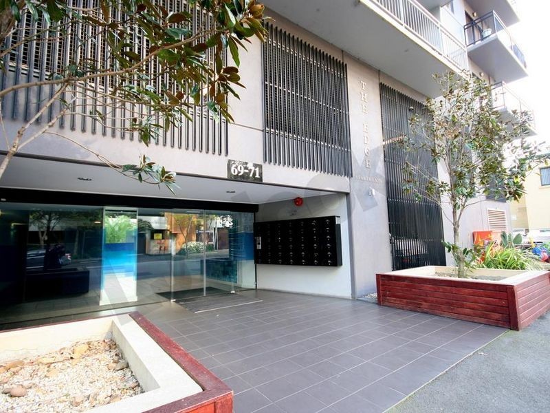 204/69-71 Stead Street, South Melbourne VIC 3205