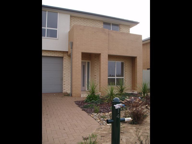 14 Parkwood Terrace, Point Cook VIC 3030