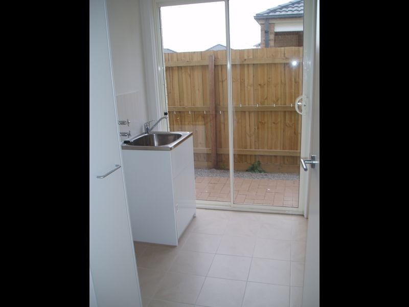 14 Parkwood Terrace, Point Cook VIC 3030