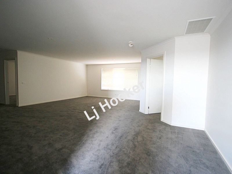 7 Banning Court, Point Cook VIC 3030