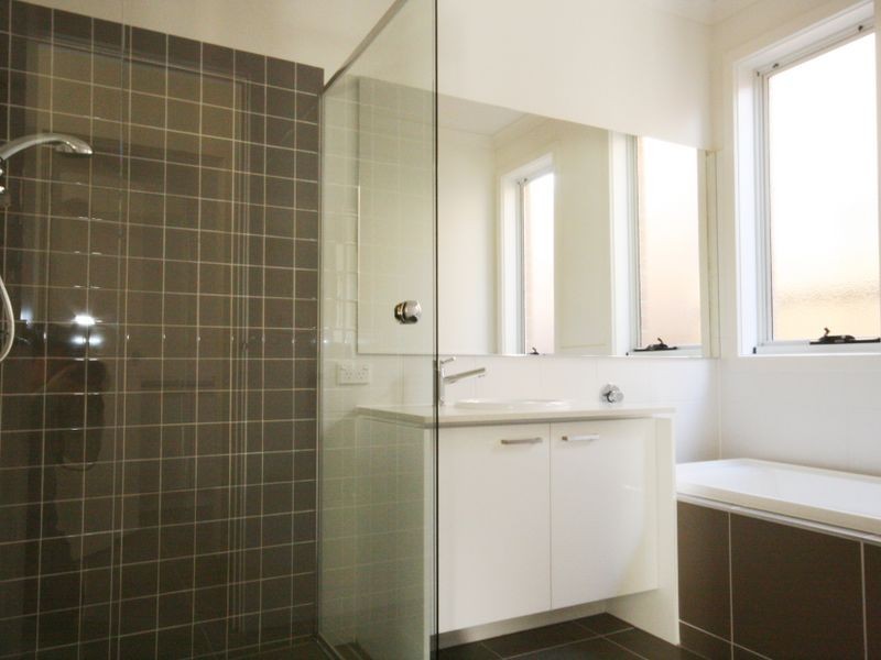 4 Crampton Square, Bonbeach VIC 3196