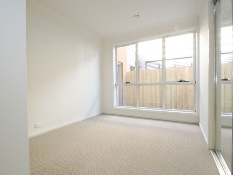 4 Crampton Square, Bonbeach VIC 3196