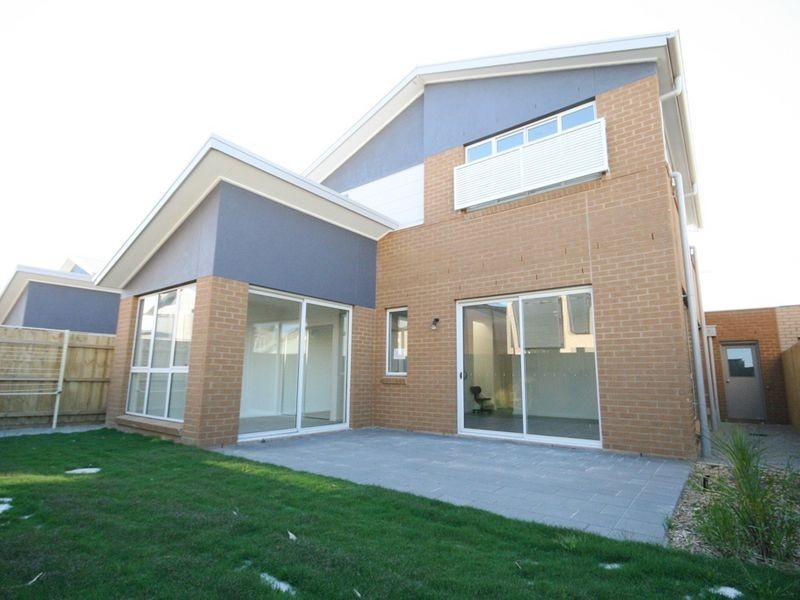 4 Crampton Square, Bonbeach VIC 3196