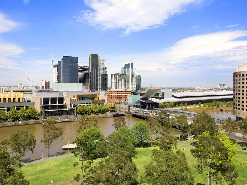 1018/555 Flinders Street, Melbourne VIC 3000