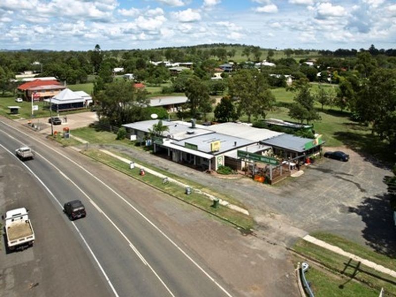 Fassifern Street, Peak Crossing QLD 4306