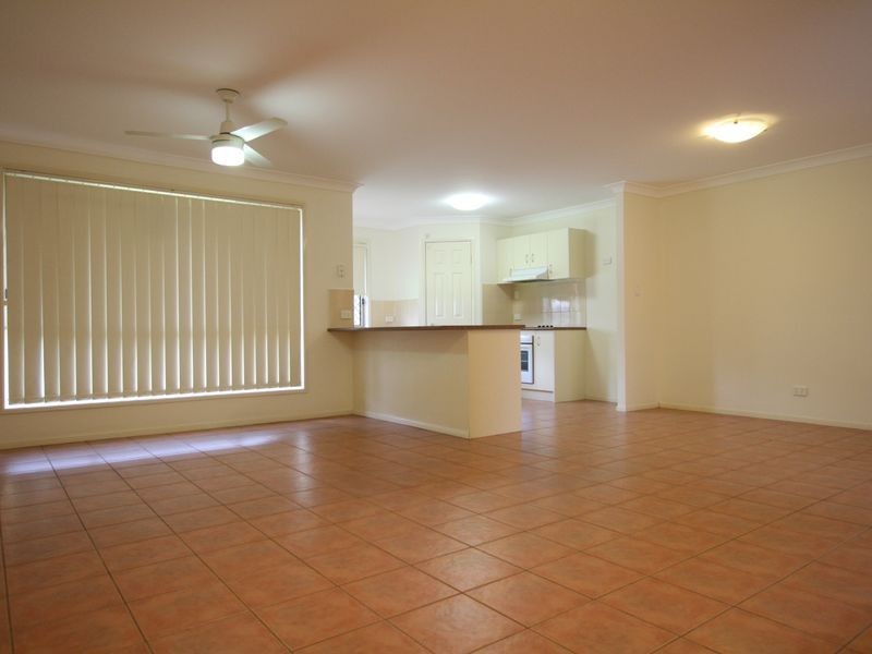28 KATHLEEN PLACE, Yamanto QLD 4305