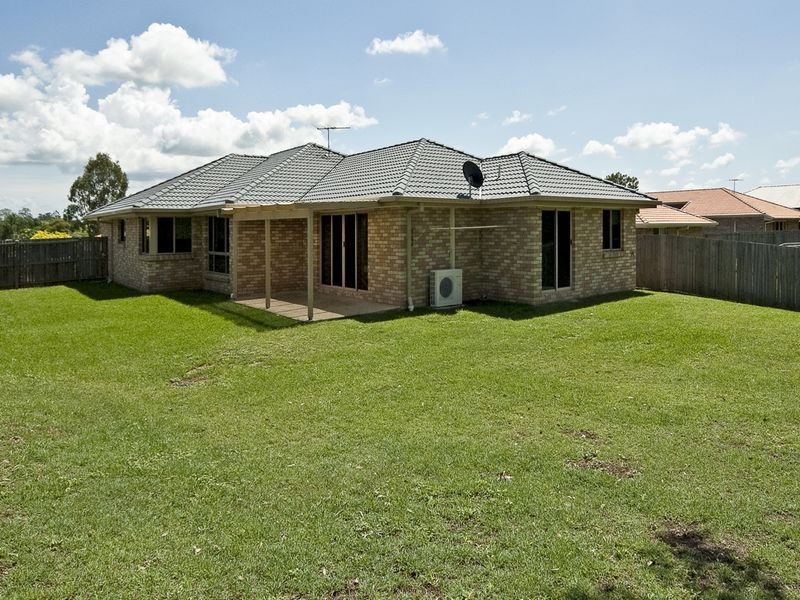 28 KATHLEEN PLACE, Yamanto QLD 4305