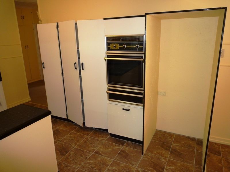 68A Cemetery Rd, Eastern Heights QLD 4305