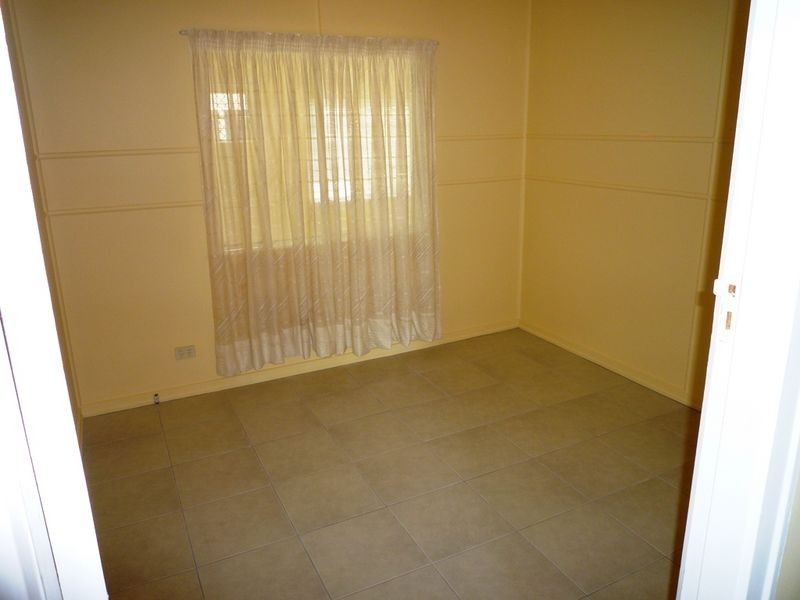 68A Cemetery Rd, Eastern Heights QLD 4305