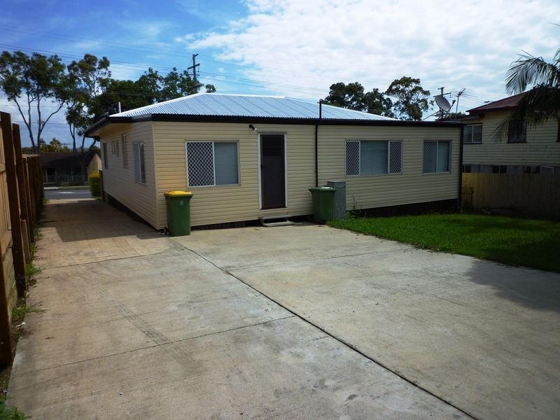 68A Cemetery Rd, Eastern Heights QLD 4305