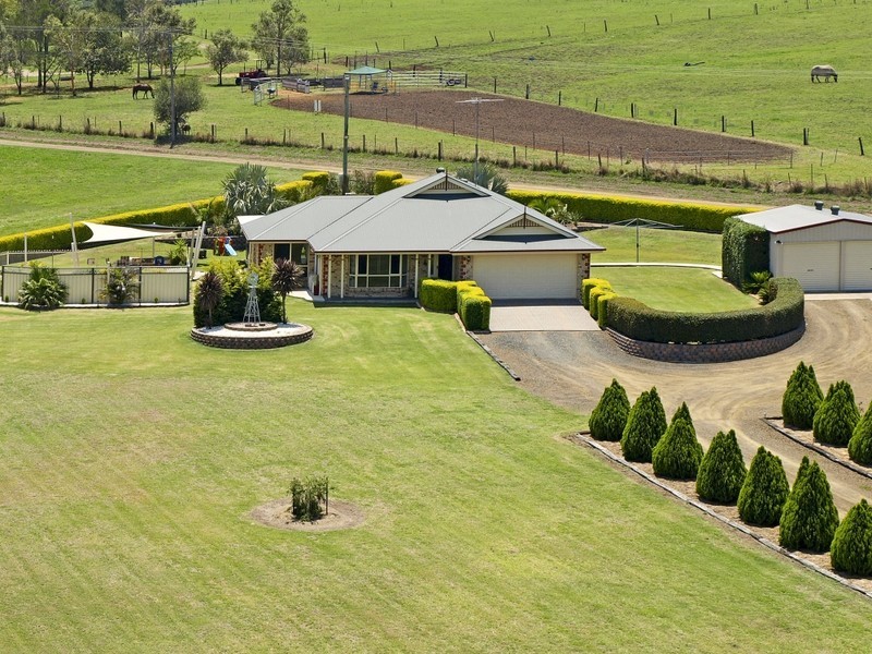 42 EDWARD STREET, Kalbar QLD 4309