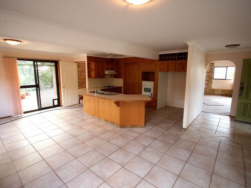 15 ASTER STREET, Yamanto QLD 4305