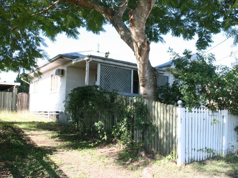 128 Whitehill Road, Eastern Heights QLD 4305