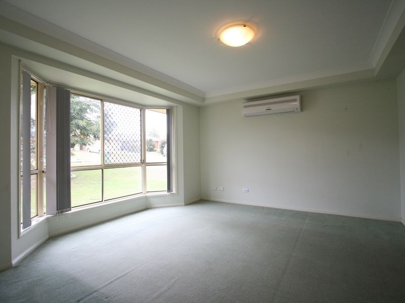 23 KATHLEEN PLACE, Yamanto QLD 4305