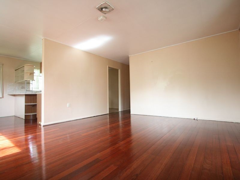 8 Callaghan Street, East Ipswich QLD 4305