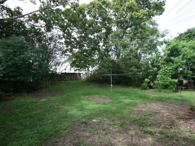 8 Callaghan Street, East Ipswich QLD 4305