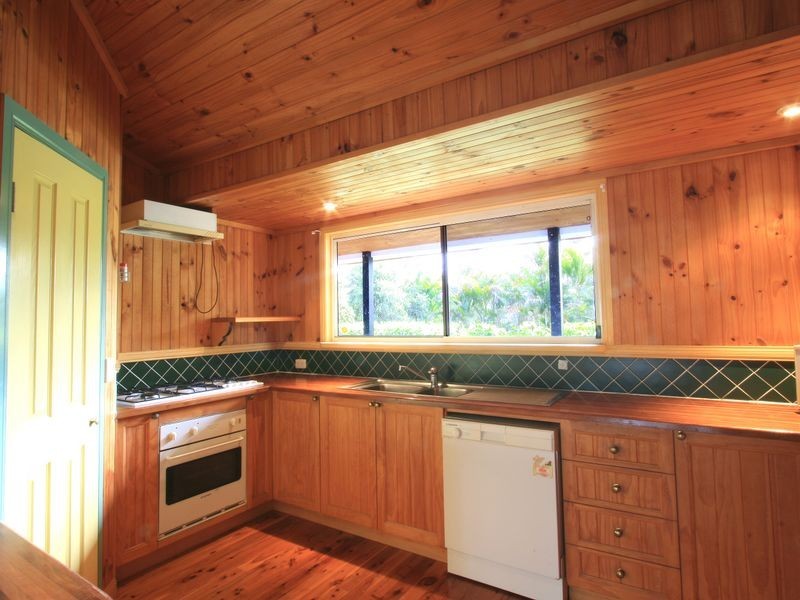 163 College Road, Karana Downs QLD 4306