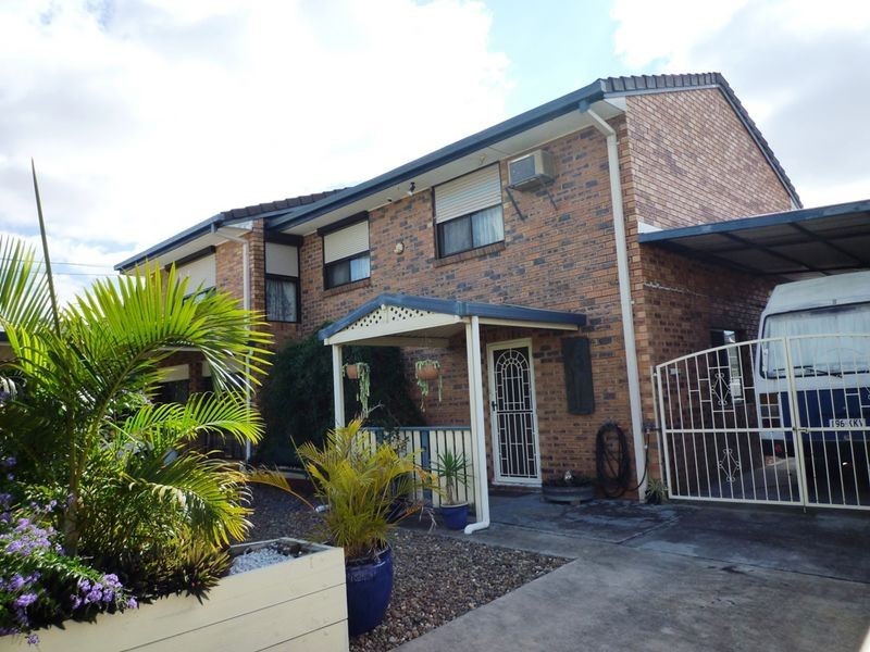 90 Reif Street, Flinders View QLD 4305